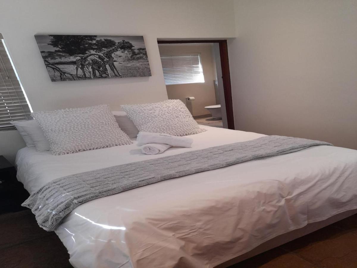 Paddabult Self Catering Cottages Paarl Bagian luar foto